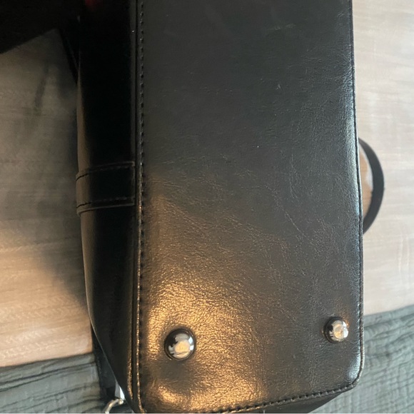 Bostanten  ladies leather computer tote bag. - Picture 5 of 8